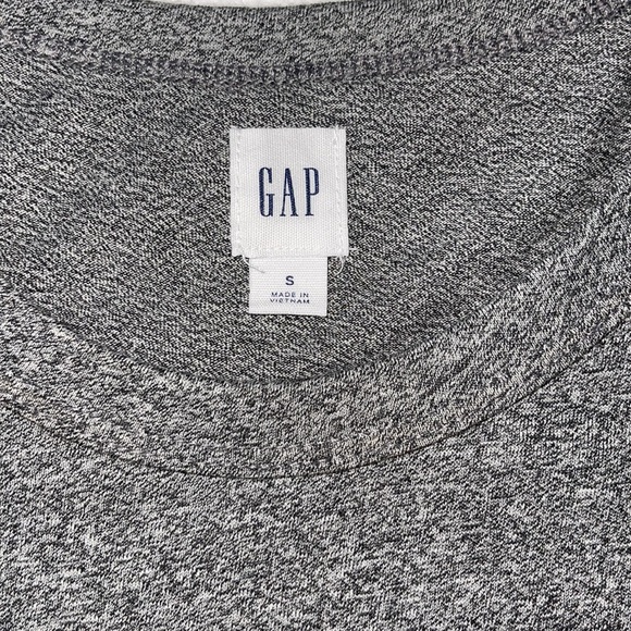 GAP gray Flutter short sleeve tee - Picture 2 of 3